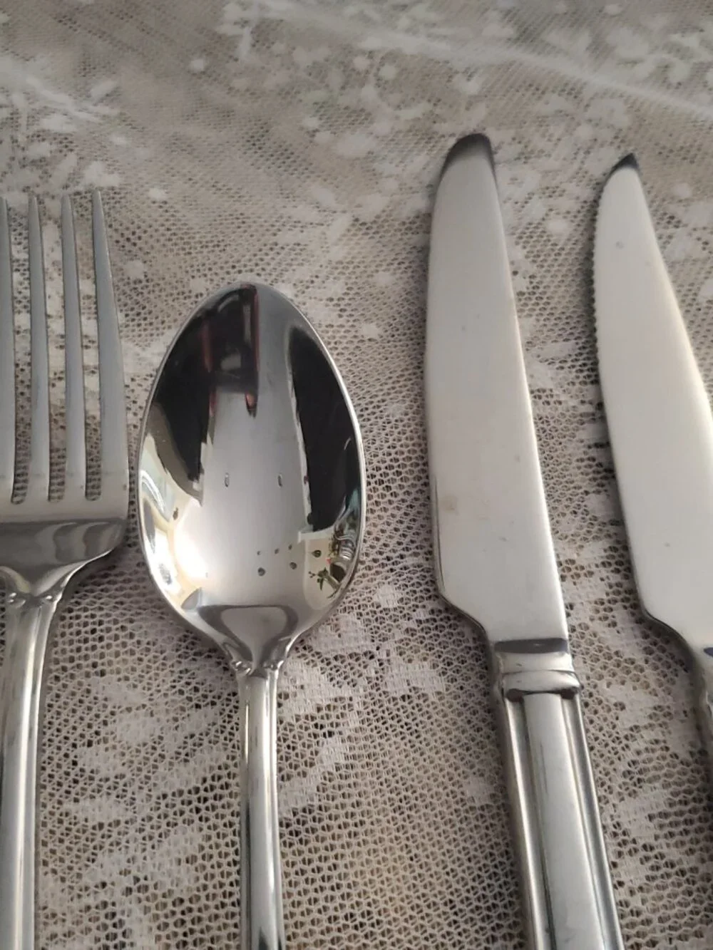 REED & BARTON 18/10 Stainless BRISTOL Glossy - 4 Piece Place Setting